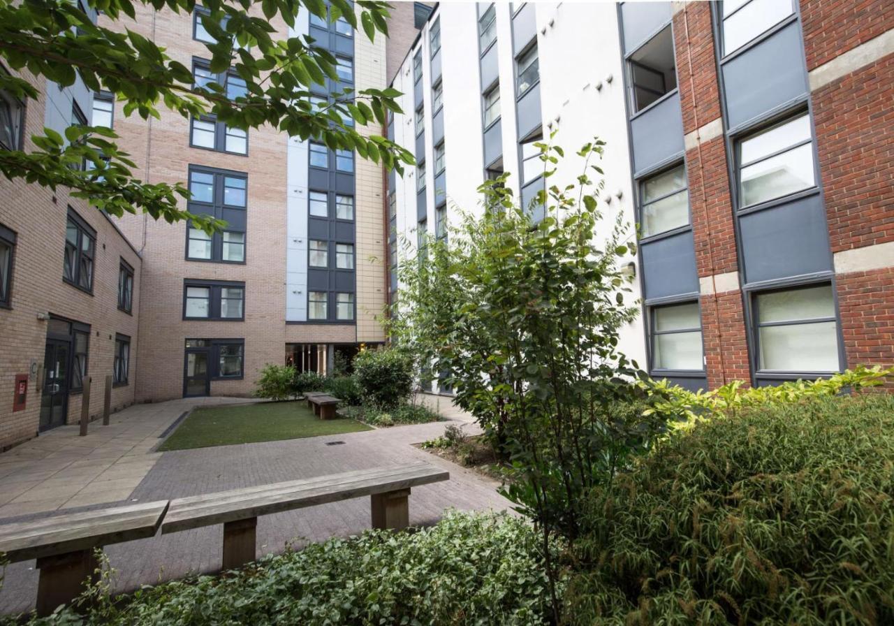 Private Bedrooms With Shared Kitchen And Studios At Iq Tufnell House In Londres Exterior foto